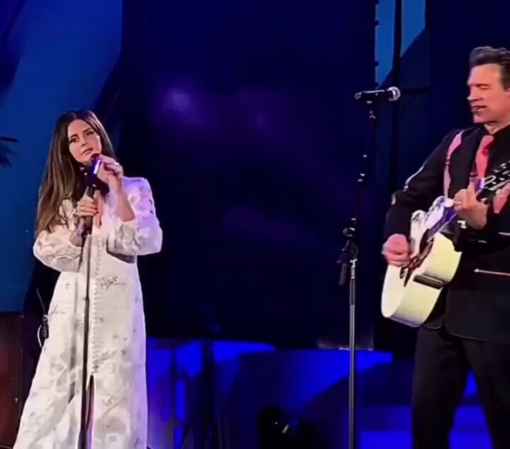 Wicked Game live at Hollywood Bowl with Lana Del Rey