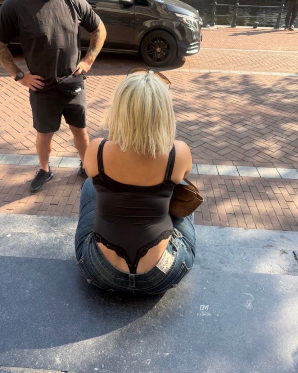 Bebe Rexha bold poses (photo 2 of 2)