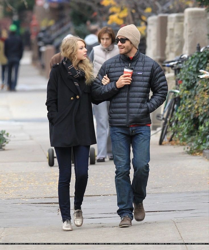 Taylor Swift Jake Gyllenhaal Brooklyn walk