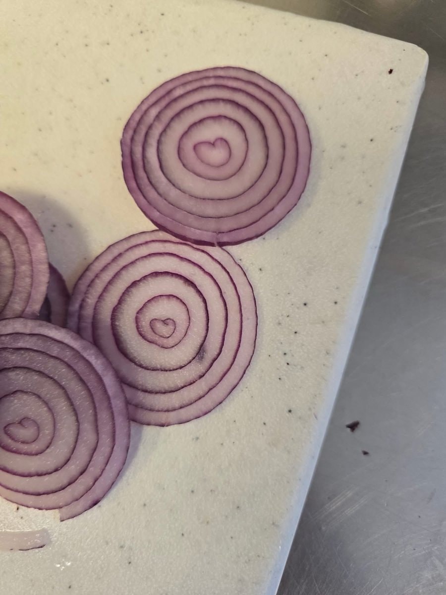 heart-shaped onion rings (photo 4 of 4)