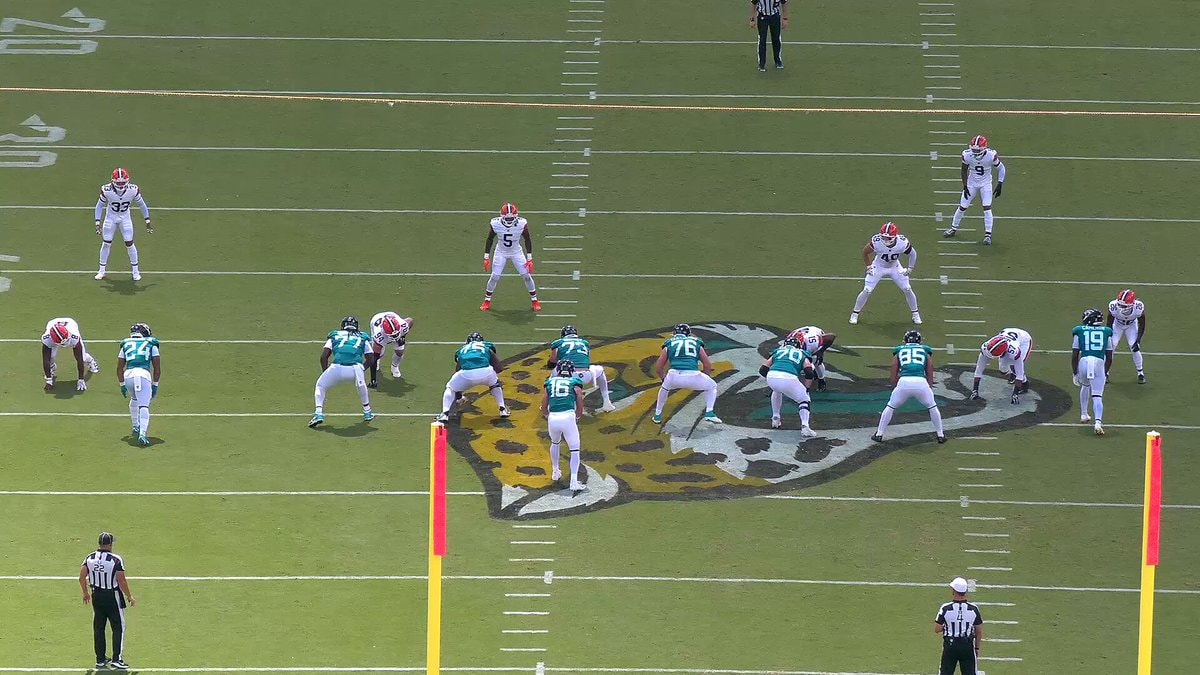Browns linebacker controller disconnected Browns linebacker controller disconnected
