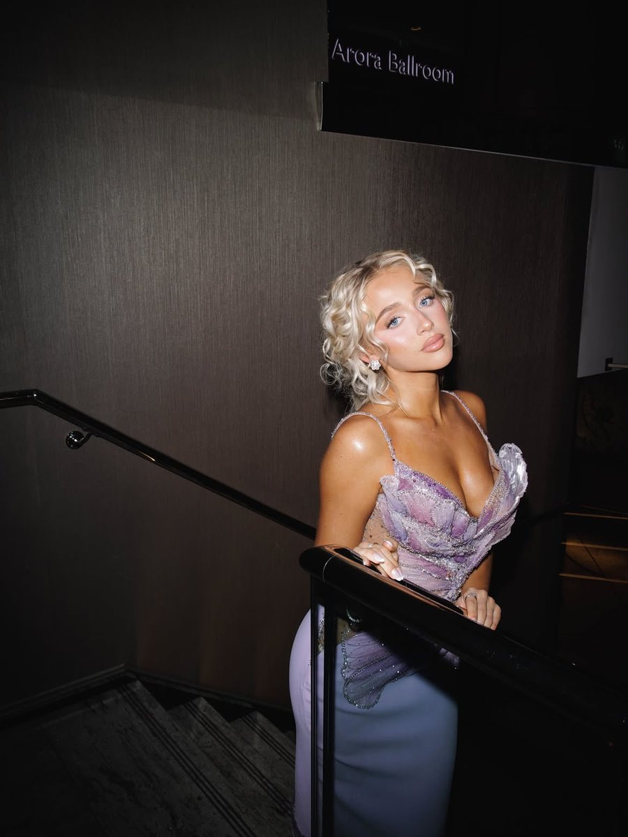 Ami Charlize in lavender gown (photo 4 of 4)