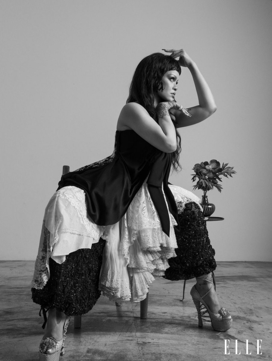 ELLE editorial black and white