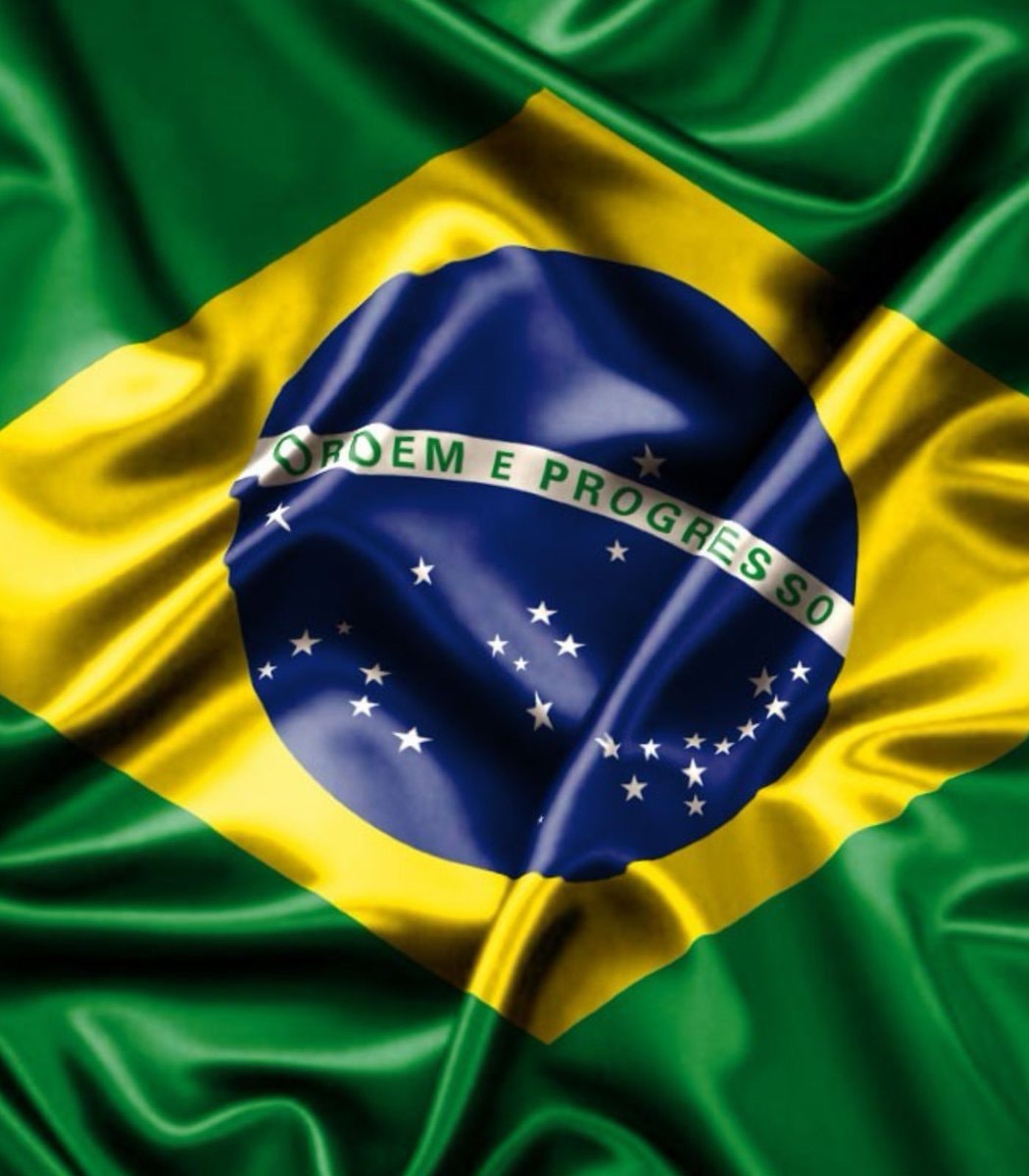 Brazil flag after Argentina diplomatic cut (photo 1 of 2)