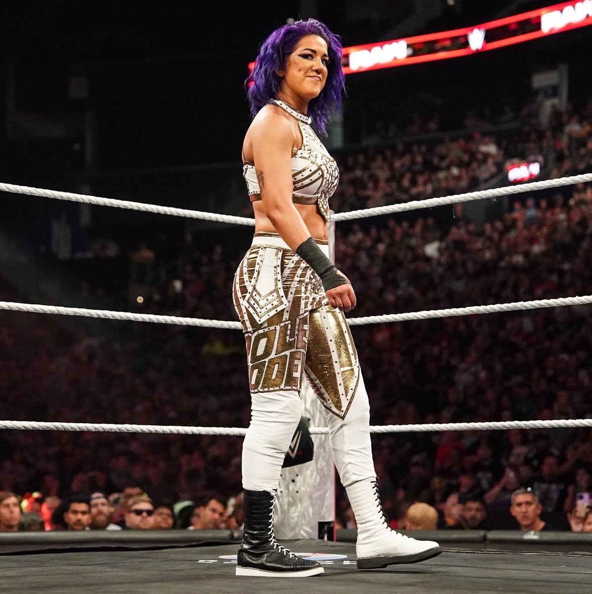 Bayley WWE RAW contract news