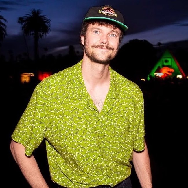 Jack Quaid Cinespia Jurassic Park hat