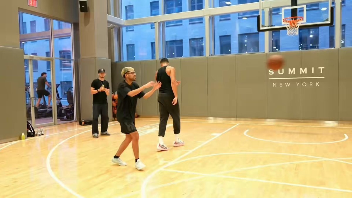 Michael Porter Jr. Neon's jump shot Michael Porter Jr. Neon's jump shot