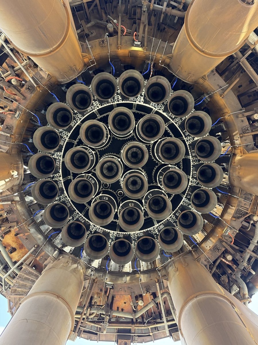 Starship named Heart of Gold for Mars