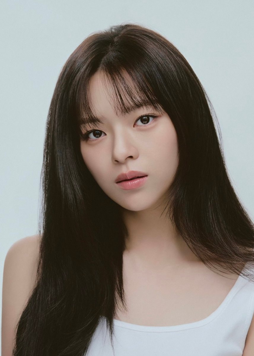 Jeongyeon TWICE 30th birthday