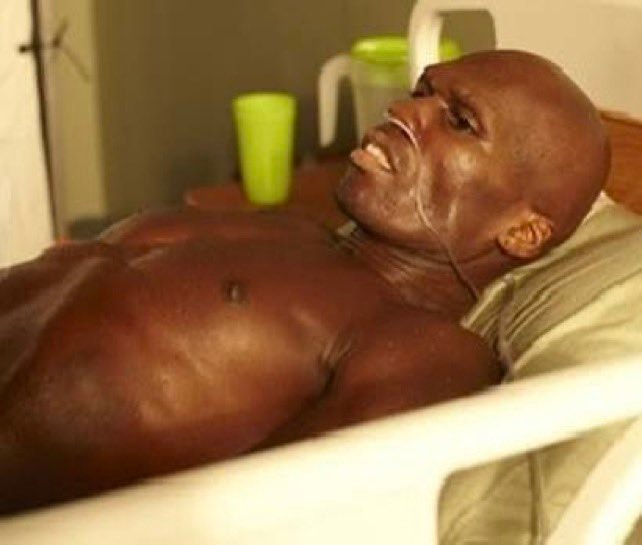 50 Cent in his movie role as a cancer patient (photo 2 of 2)
