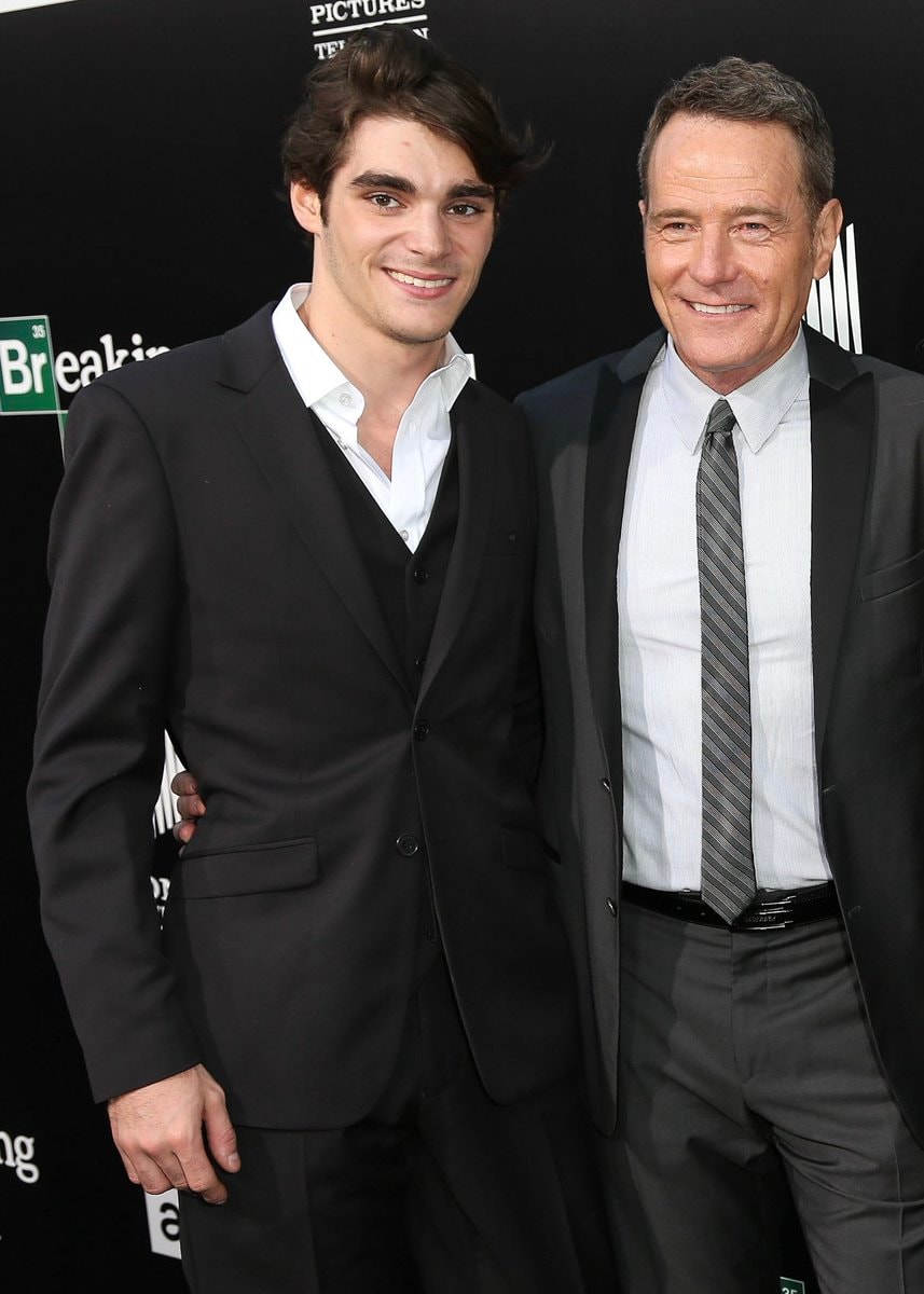 Bryan Cranston honors RJ Mitte Bryan Cranston honors RJ Mitte