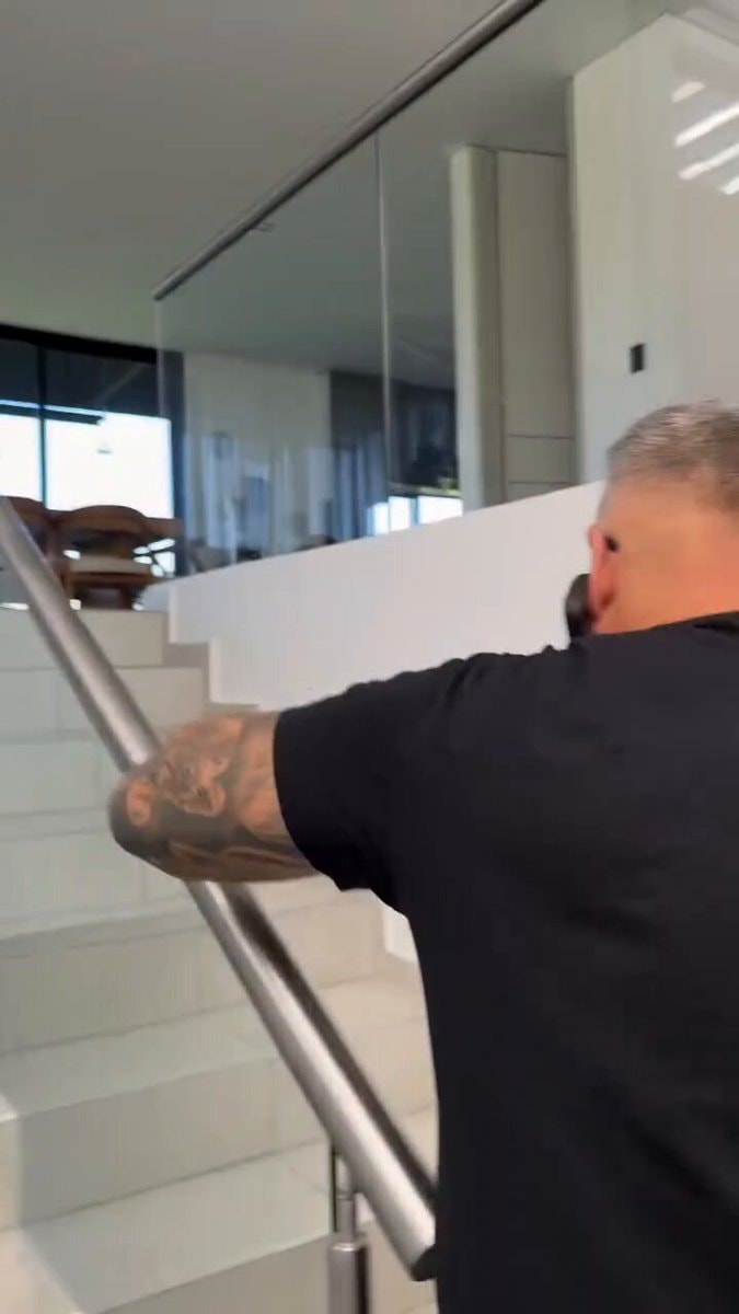 7.4 earthquake Colombia staircase moment