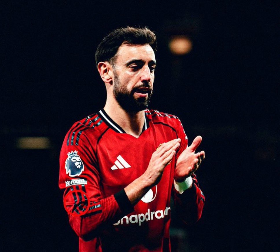 Bruno Fernandes penalty misses
