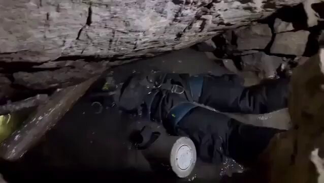 Cave diver reaction to Devil's Arse