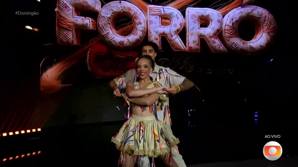 MC Livinho funk to forró transition