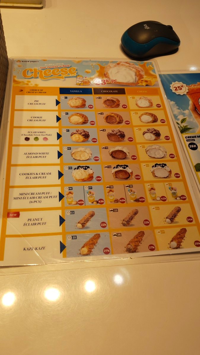 Beard Papa cream puff menu