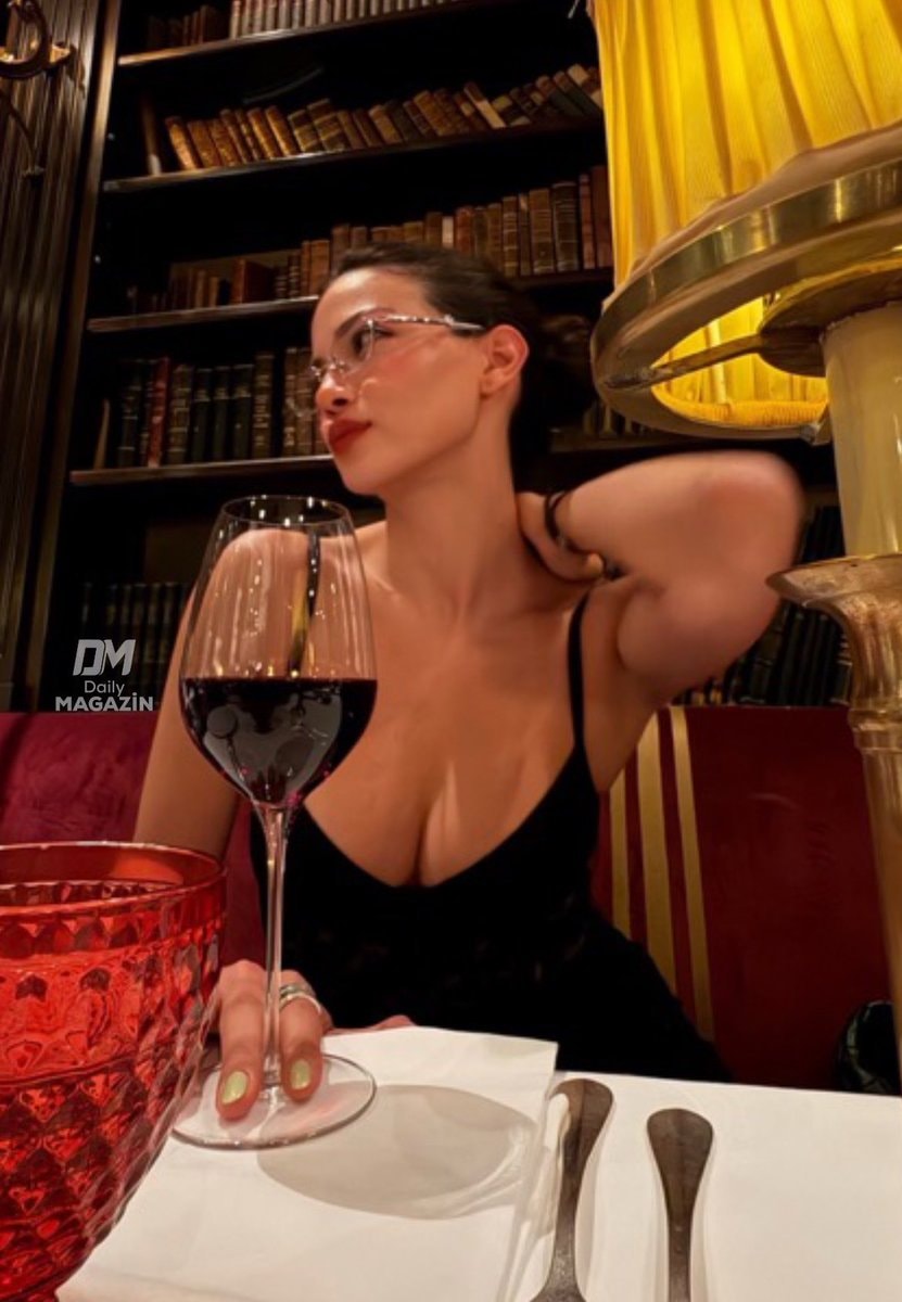 Eylül Lize Kandemir Milan (photo 2 of 2)