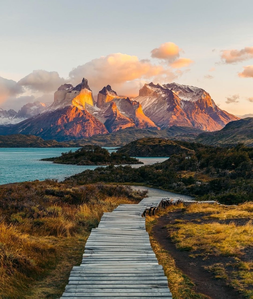 Patagonia Chile mountain sunset (photo 4 of 4)
