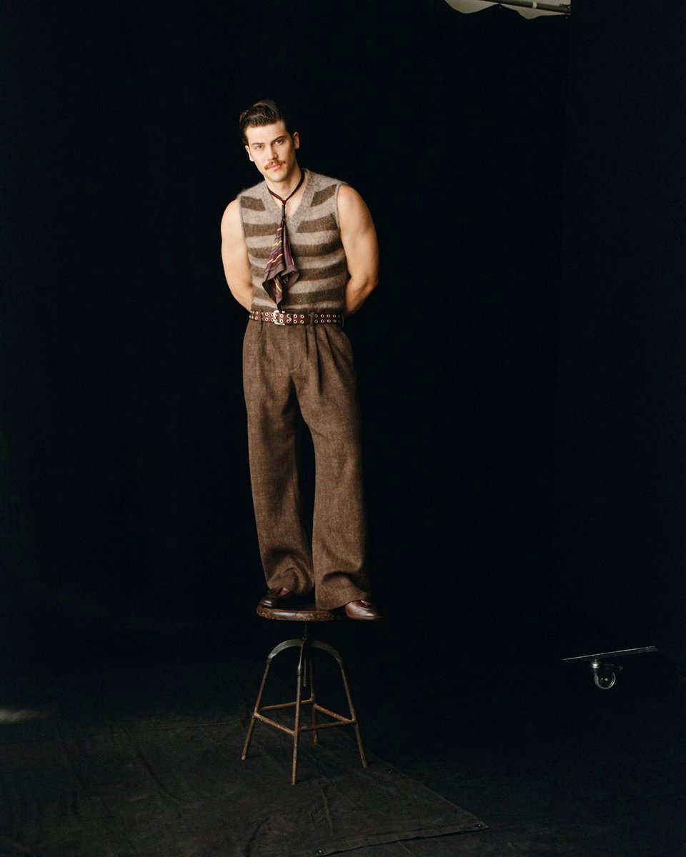 Jack Innanen Behind the Blinds photo (photo 2 of 2)