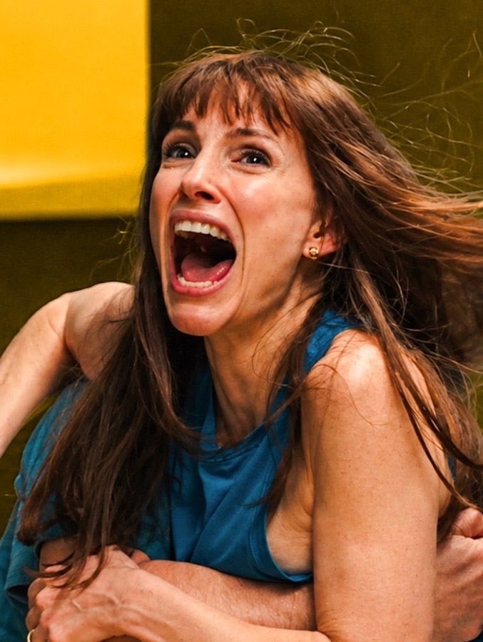 Other Mommy box office and Rotten Tomatoes embargo