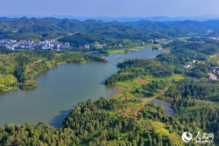 Zhongba Village Xinfeng Jiangxi (photo 2 of 4)