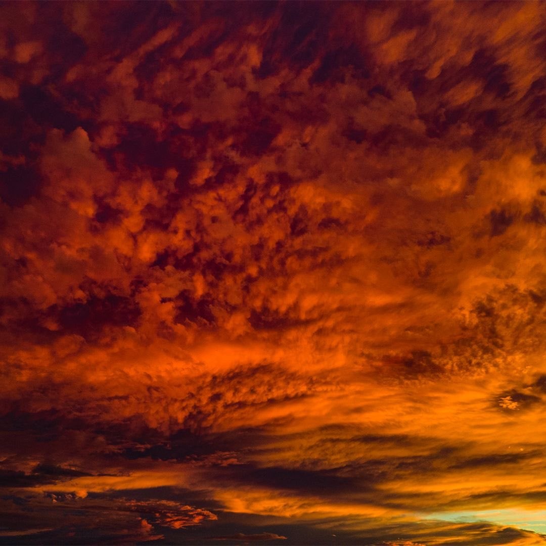 sunset sky 🔥 (photo 2 of 2)
