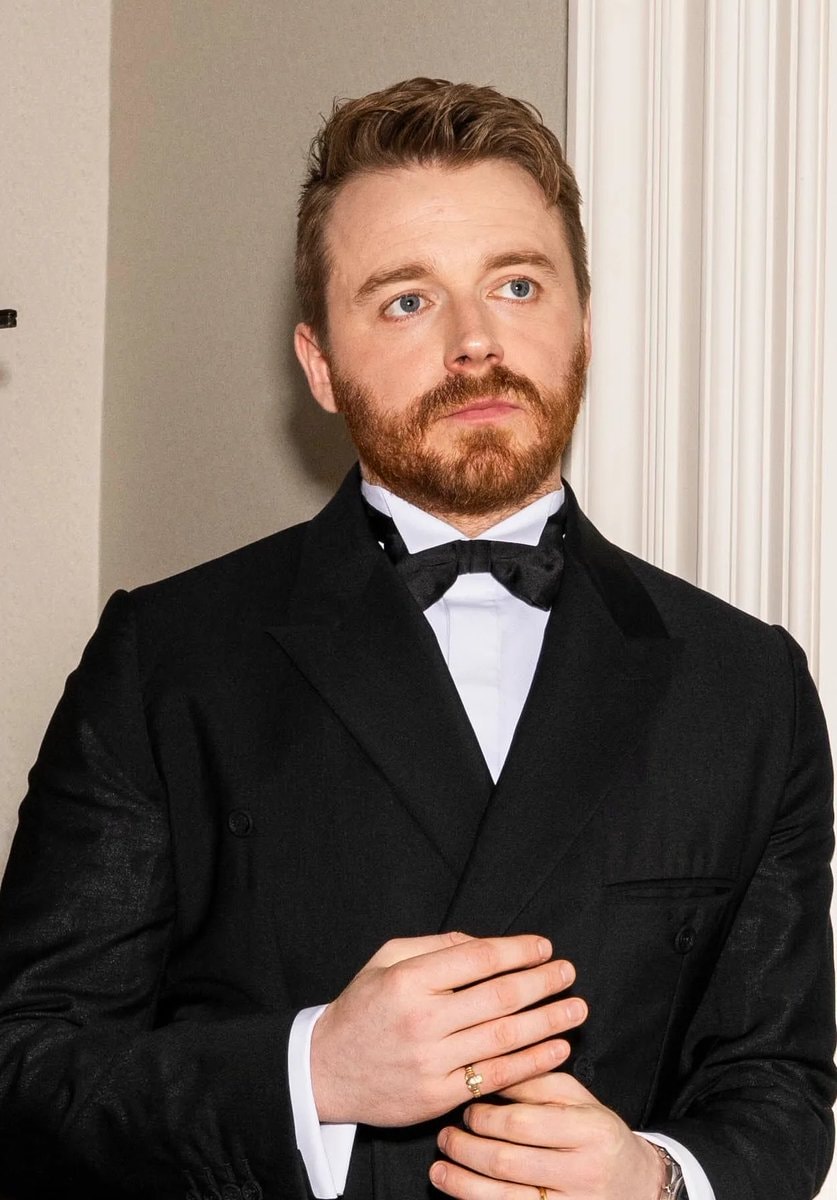Saoirse Ronan on Jack Lowden Bond (photo 2 of 2)