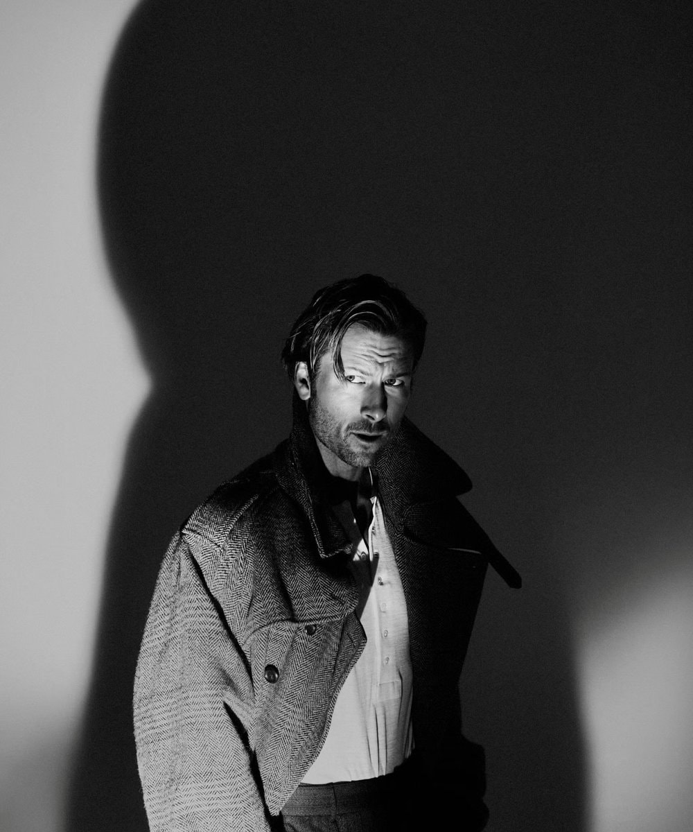 Glen Powell Esquire cover (photo 3 of 4)