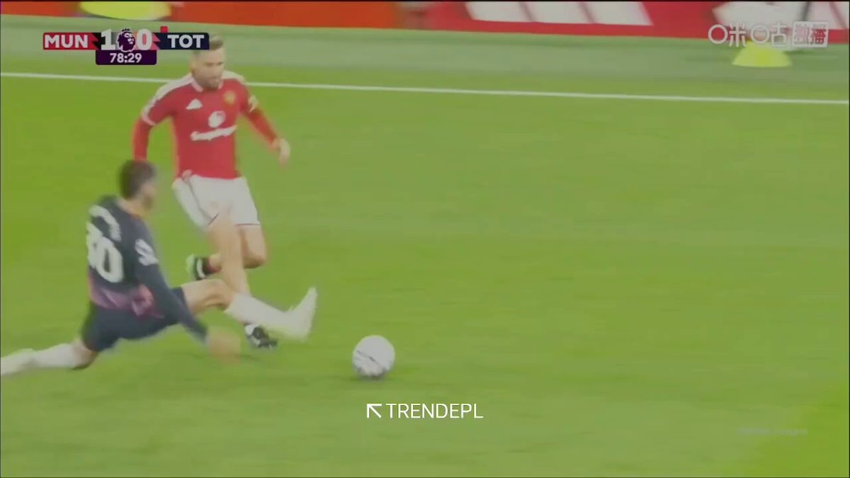 Bentacur red card moment Bentacur red card moment