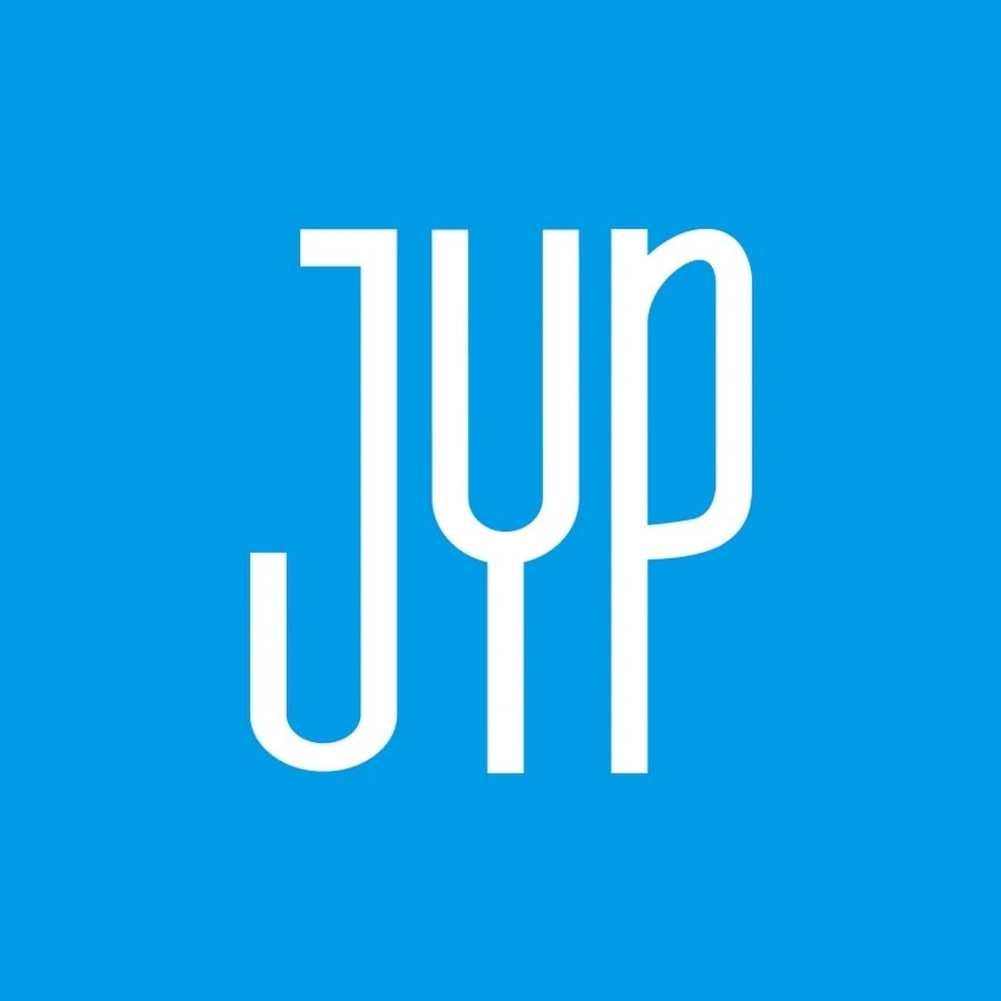 Jeongyeon leaves JYP Entertainment (photo 2 of 2)