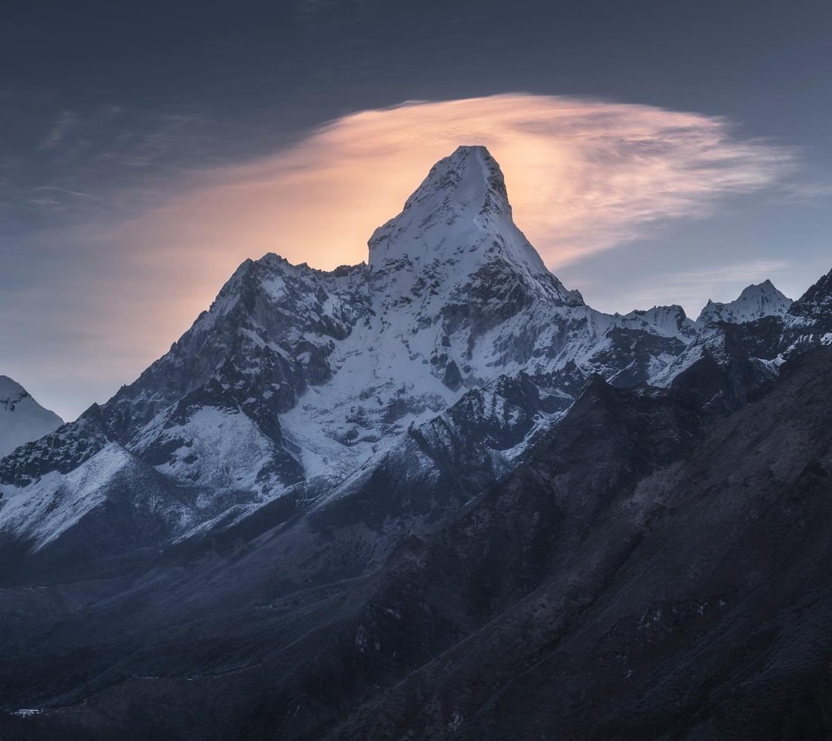 Nepal mountains golden hour (photo 3 of 4)
