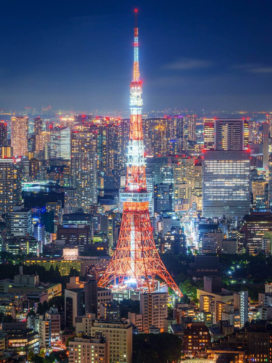 Tokyo Tower Japan night view (photo 2 of 4)