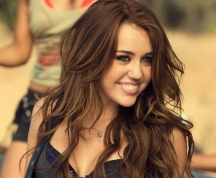 Miley Cyrus Party in the U.S.A. 17 years (photo 4 of 4)