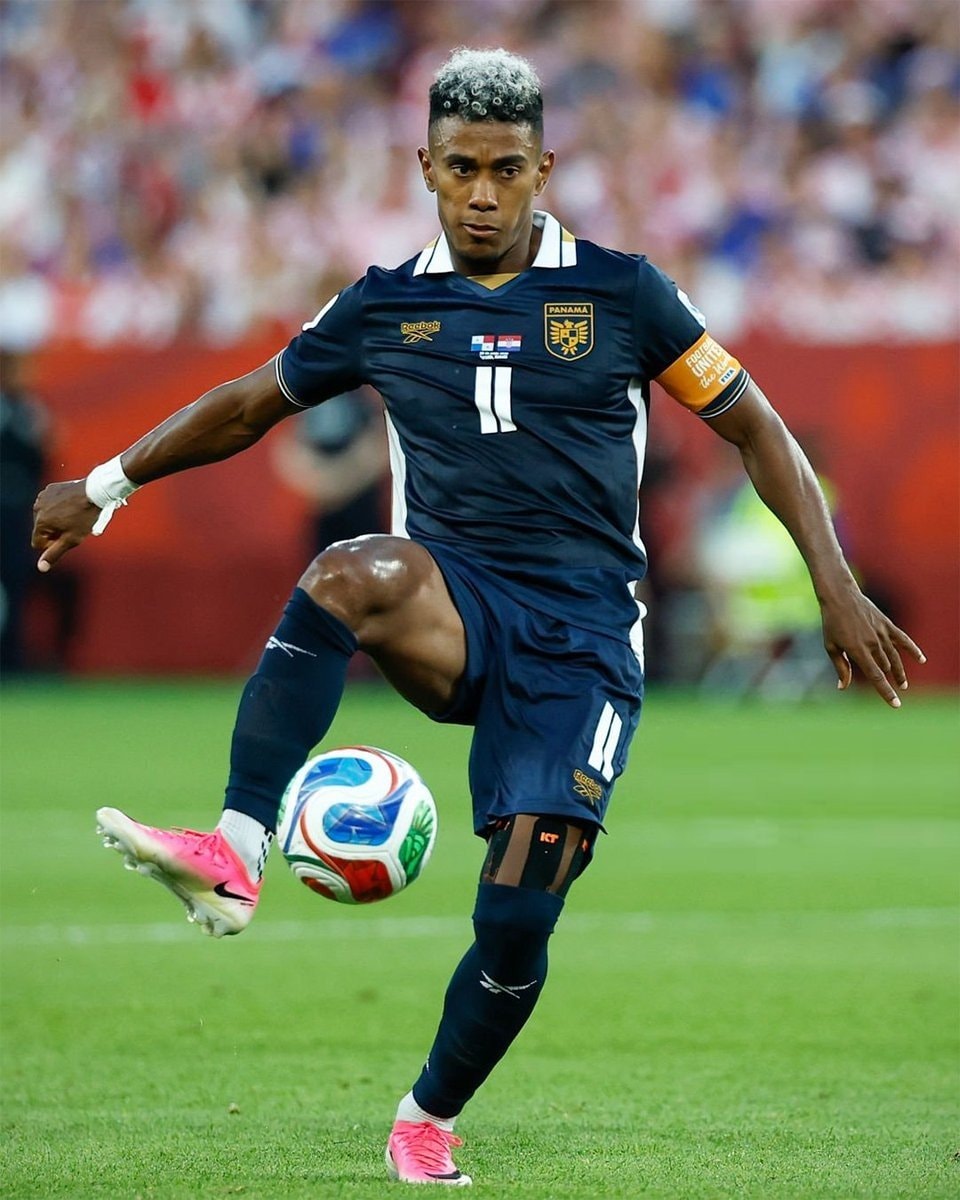 Panama World Cup kits (photo 2 of 3)