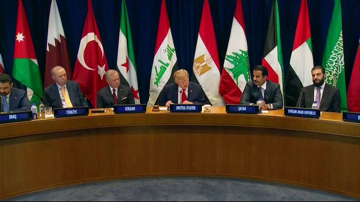 Trump discusses Iran nuclear threats
