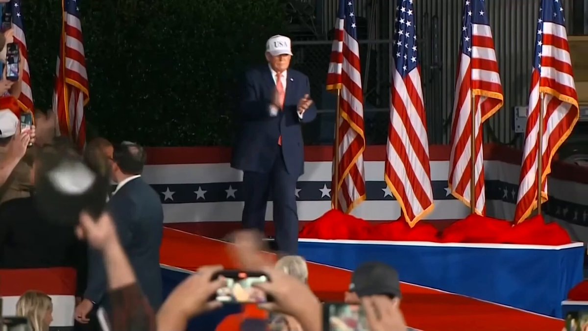 Trump North Carolina rally USA hat