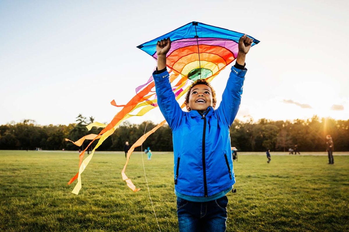 Kite flying risks in Gaza