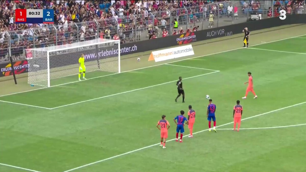 Lamine Yamal pre-season goal