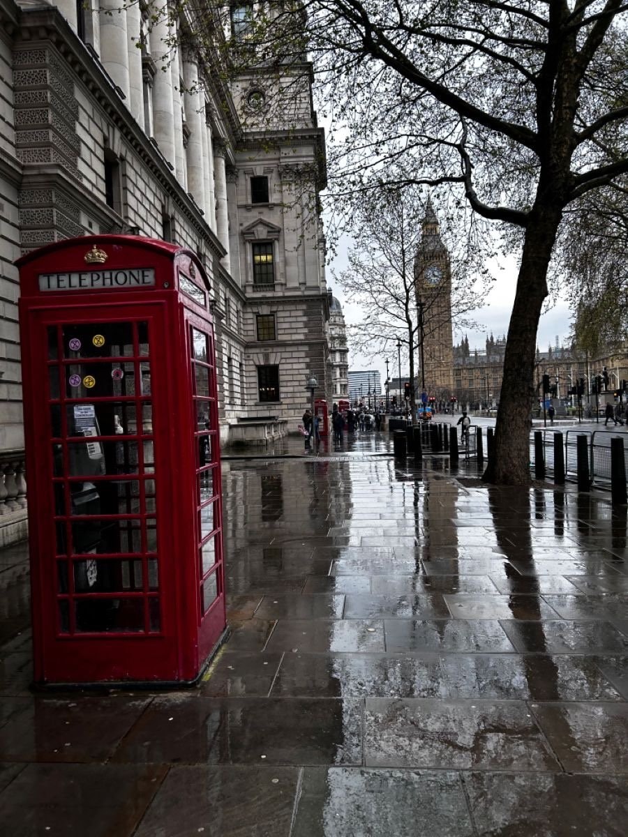 London Rain Cafe (photo 3 of 3)