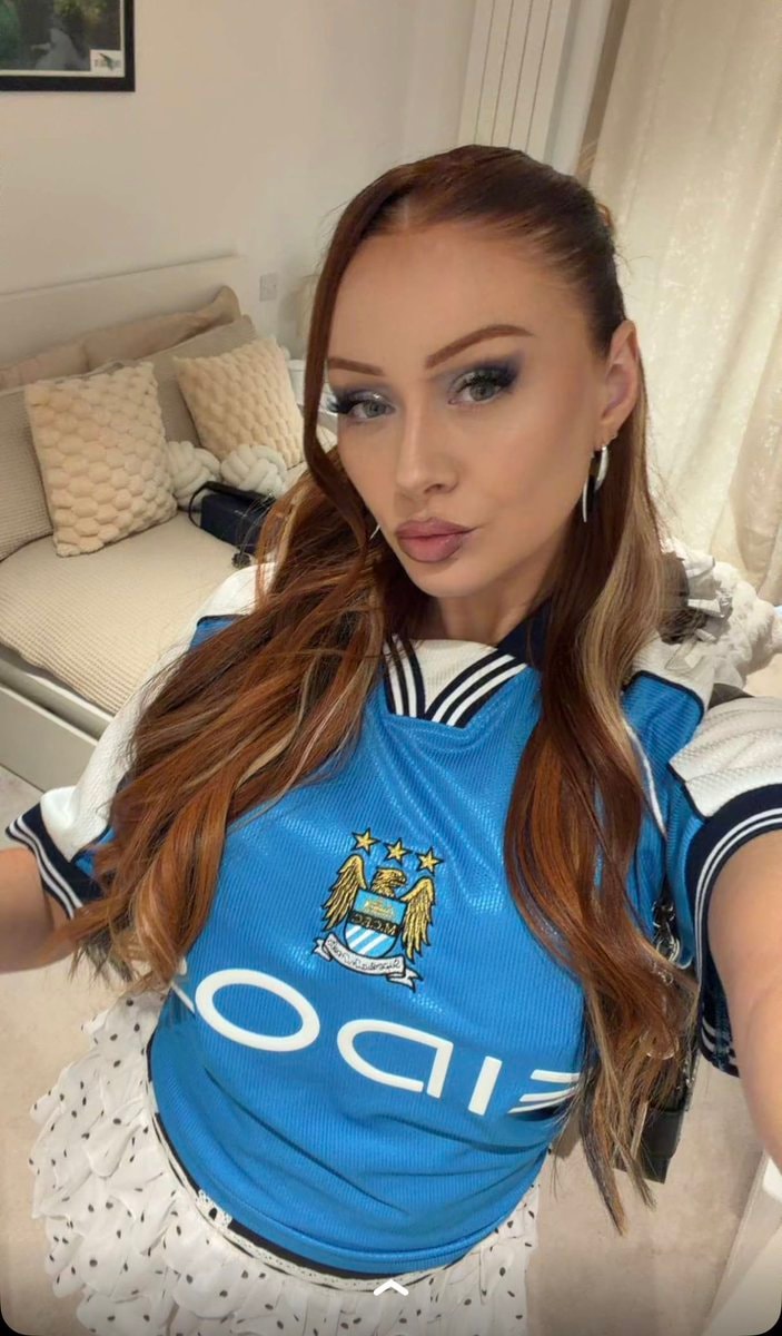 Elz The Witch Manchester City outfit (photo 2 of 2)