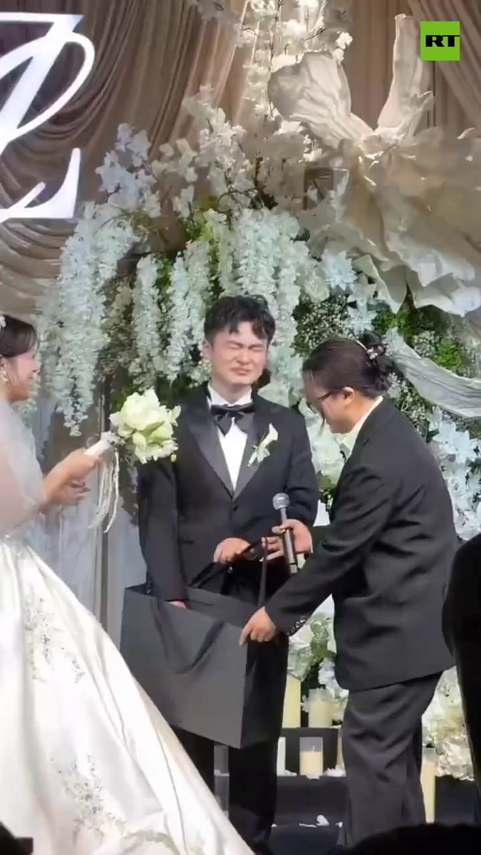 Chinese bride surprises groom with ASUS ROG Astral RTX 5090