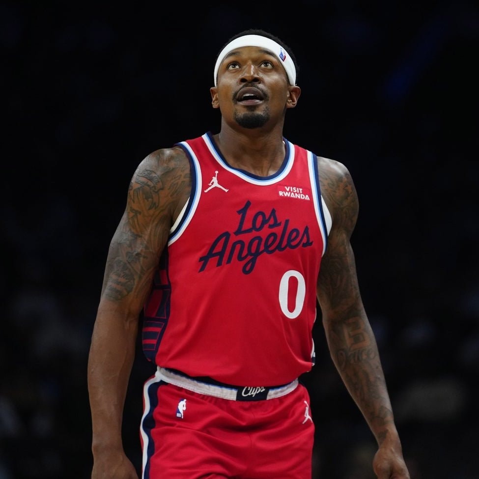Bradley Beal defends Chris Paul legacy (photo 2 of 2)
