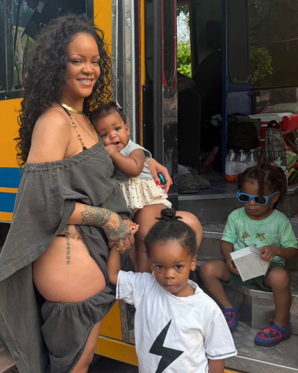 Rihanna with her sons and baby Rihanna with her sons and baby