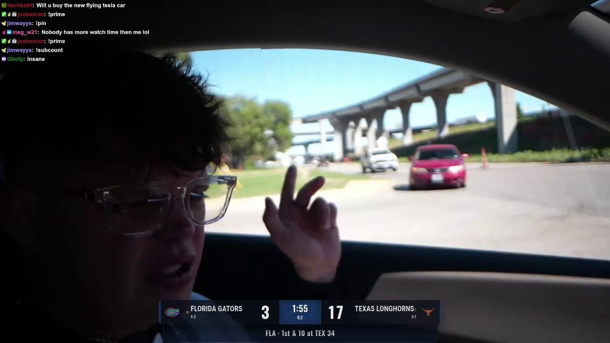 Sketch livestreams crash in Tesla Cybercab
