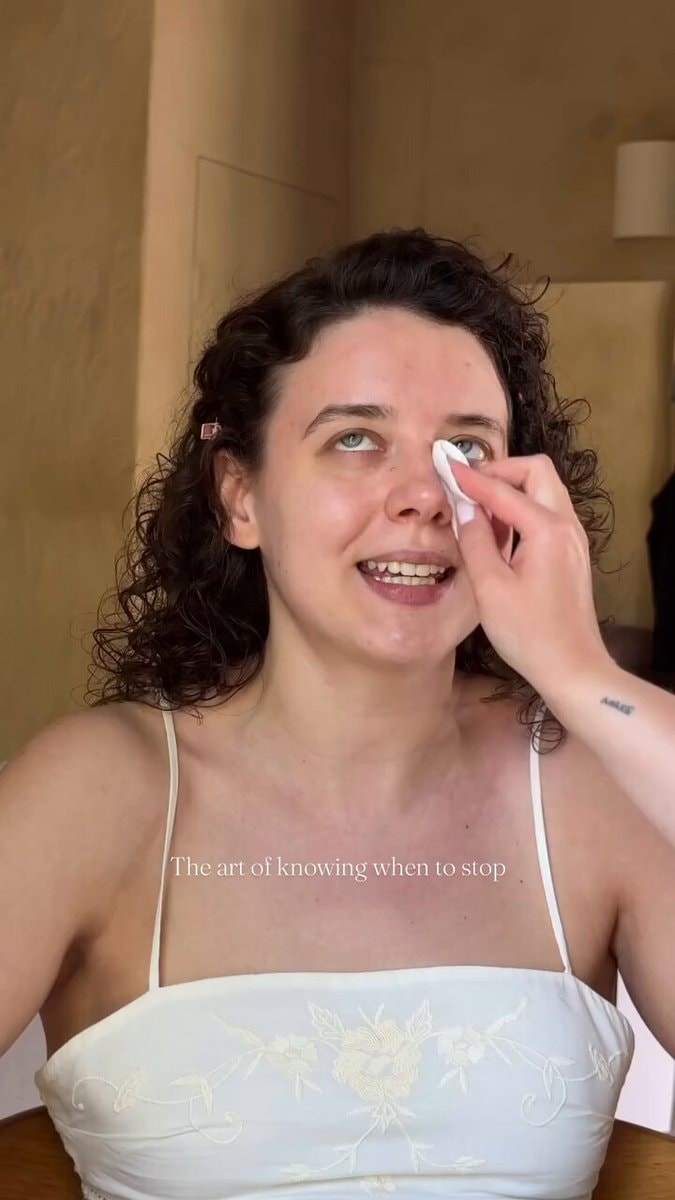 Ava Lee natural makeup look