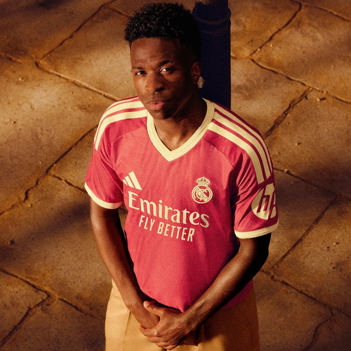 Real Madrid pink jersey opinion (photo 3 of 3)