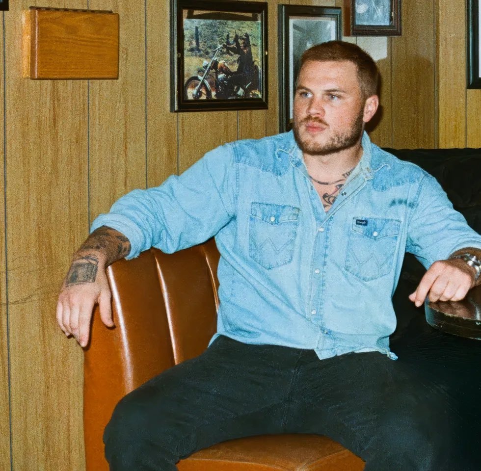 Zach Bryan blocked from Billboard 200 #1 (photo 2 of 2)