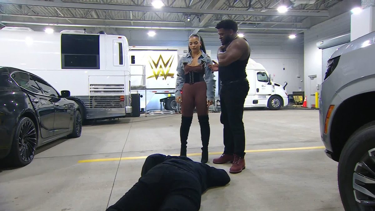 Jadia Parker hits Jacob Fatu