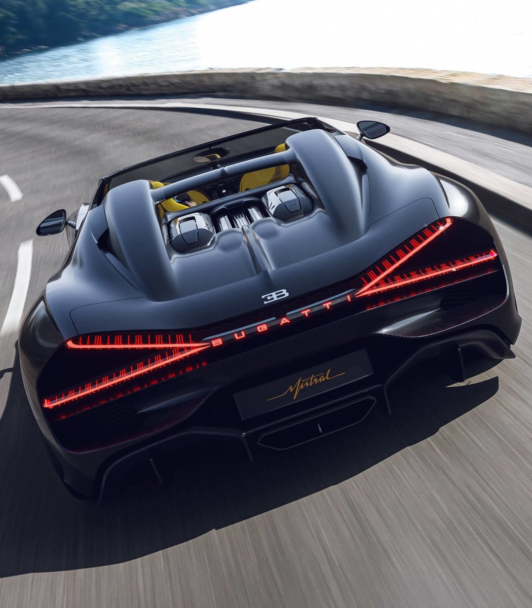 Bugatti Mistral 282mph convertible