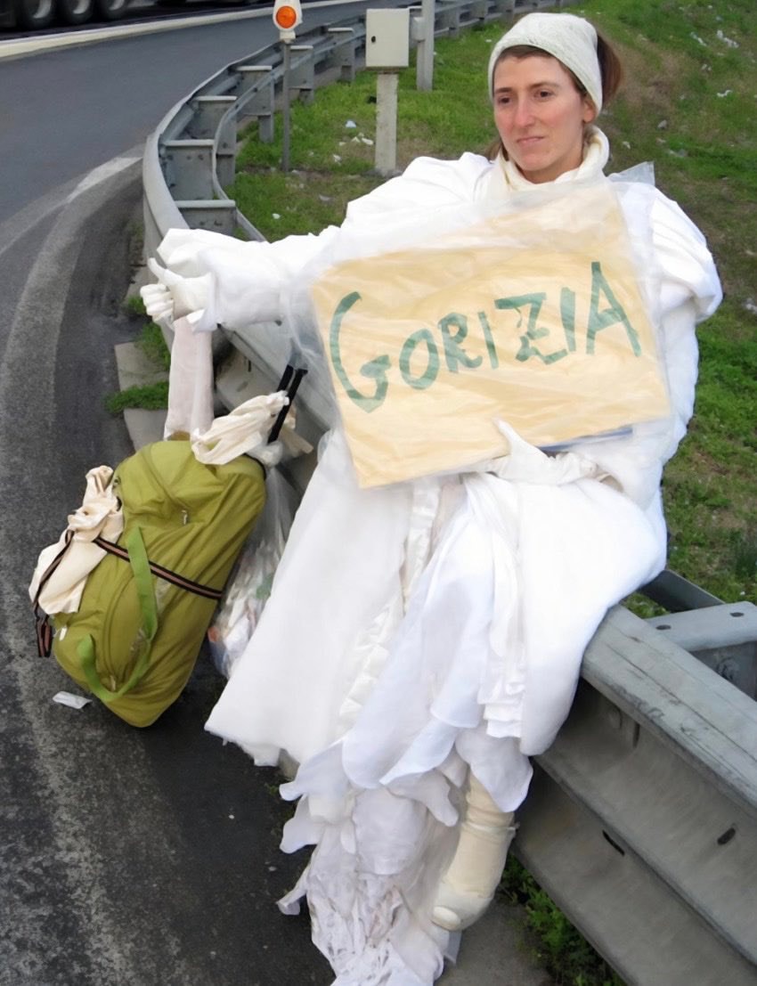 Pippa Bacca wedding dress hitchhiking Pippa Bacca wedding dress hitchhiking